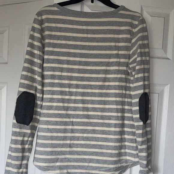 GAP Striped Long-Sleeve Tee in Gray & Cream - Picture 8 of 9